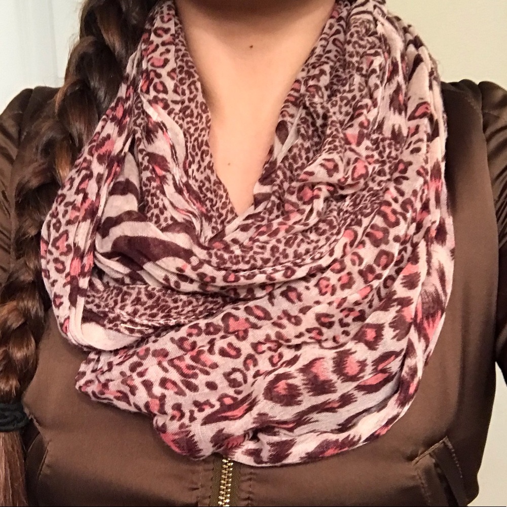 3/$15 Rue 21 Infinity Scarf Leopard & Zebra Print
